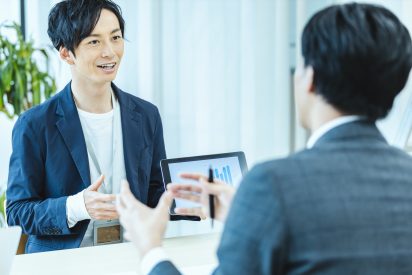 理由3｜通常は別料金となる労務手続きも基本料金に含まれる